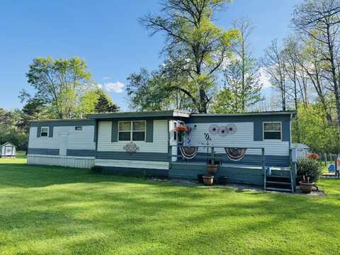 12285 183rd Avenue, Big Rapids, MI 49307
