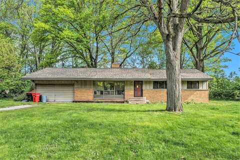 25216 Muerland Road, Southfield, MI 48033