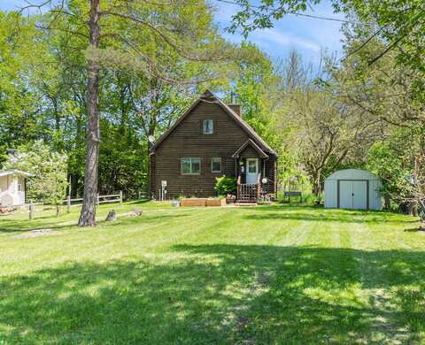 18862 Oxbow Drive, Barryton, MI 49305