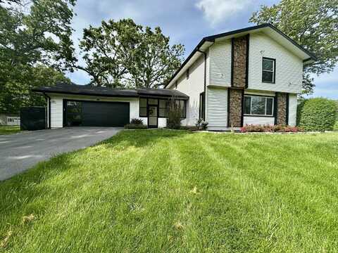 1511 E Groves Drive, Ozark, MO 65721