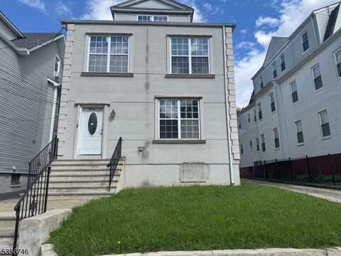 778 S 11Th St, Newark, NJ 07108