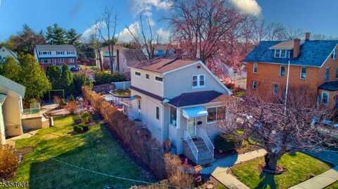 17 Kaufman Ave, Little Ferry Boro, NJ 07643