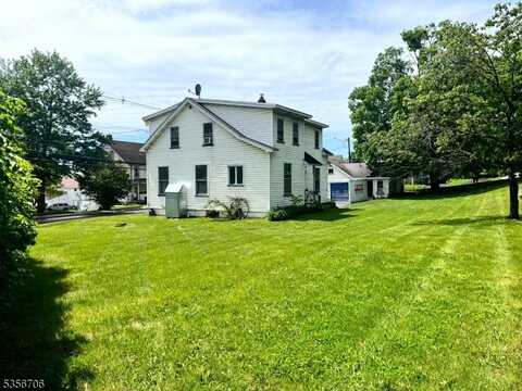 65 Hamburg Ave, Sussex Boro, NJ 07461