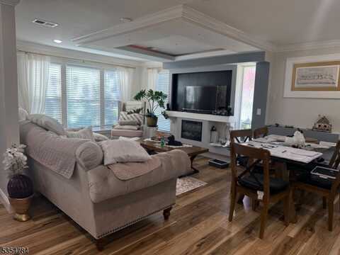 185 Garden Ave, Belleville, NJ 07109