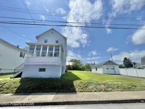 11 Frank Street, Hanover, PA 18706