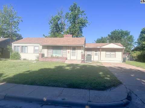 213 Lawrence St, Pratt, KS 67124