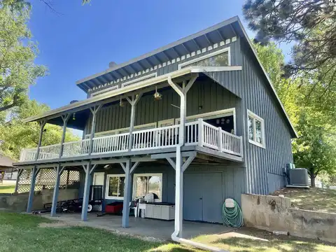 17 Lakeside Dr, Geneseo, KS 67444