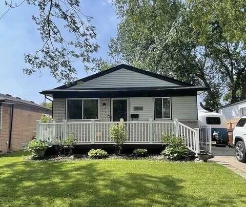 19526 Broadacres Street, Clinton, MI 48035