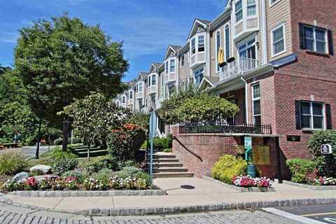 403 KINGSTON CT, West New York, NJ 07093