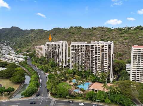 531 Hahaione Street, Honolulu, HI 96825