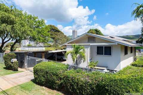 2724 Date Street, Honolulu, HI 96816