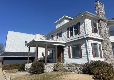 403 Lincoln Way, South Bend, IN 46601