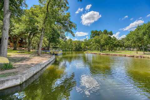 605 Log Country Cv, Burnet, TX 78611