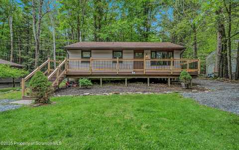 40 Honey Bear Road, Lake Ariel, PA 18436
