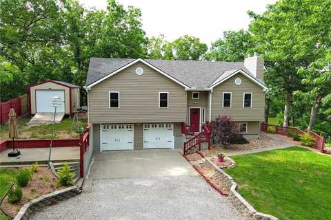 136 SE 611 Road, Warrensburg, MO 64093