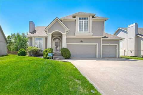 5912 NE Hidden Valley Drive, Lees Summit, MO 64064