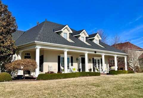 4704 SW Gull Point Drive, Lees Summit, MO 64082