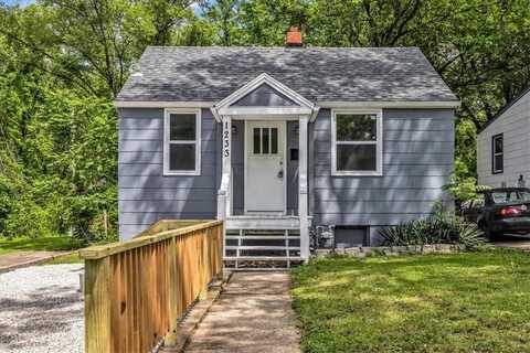 1233 S Claremont Avenue, Independence, MO 64052