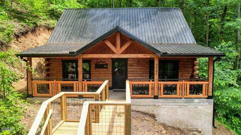 3547 Sugar Maple Loop Rd. Road, Sevierville, TN 37862