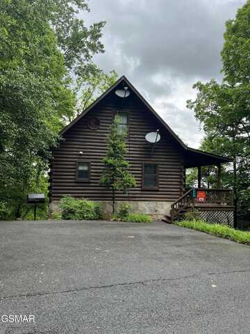 2446 Walnut Ridge Way, Sevierville, TN 37862