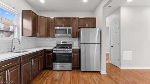 178 Union Ave, Irvington, NJ 07111
