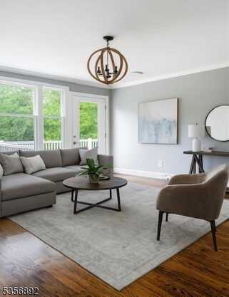 1673 Raritan Rd, Clark, NJ 07066