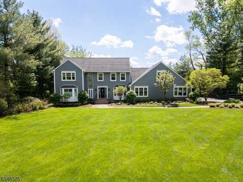 15 Shaker Mill Rd, Randolph, NJ 07869