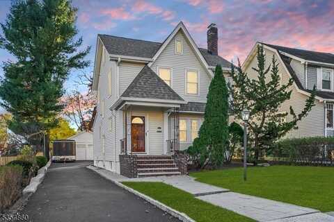 29 Kenwood Ave, Verona, NJ 07044