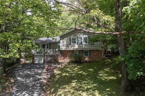 69 Warren Rd, Sparta, NJ 07871