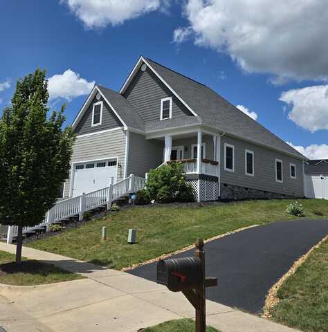 115 BEAUREGARD DR, STAUNTON, VA 24401