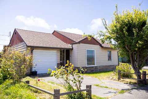 1895 Blakeslee Avenue, Arcata, CA 95521