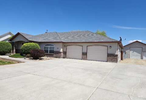 520 N 18th St, Payette, ID 83661