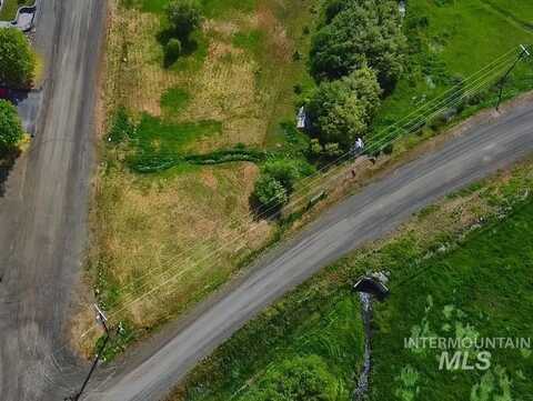 811 Trestle Dr, CottonWood, ID 83522
