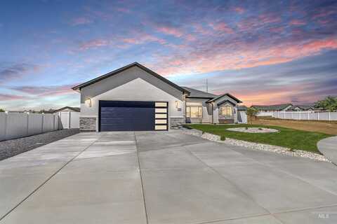 900 Quail Ridge Ct, Jerome, ID 83338