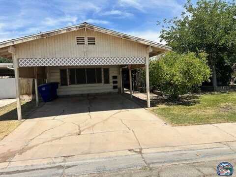 711 N Preston Dr, Calexico, CA 92231