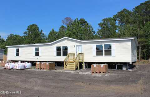225 Mewborn Drive, Beulaville, NC 28518