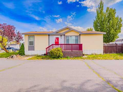 4647 Winter Avenue, Klamath Falls, OR 97603