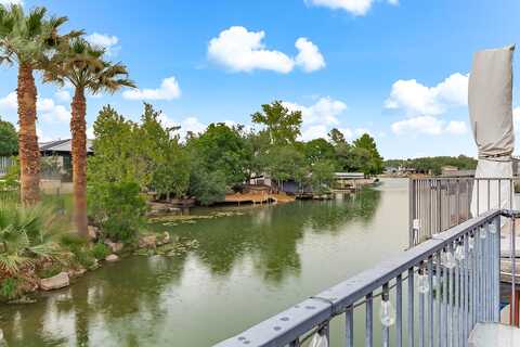 613 Hi Circle North #E, Horseshoe Bay, TX 78657