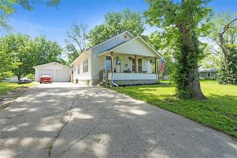 834 N Cherry Street, Ottawa, KS 66067