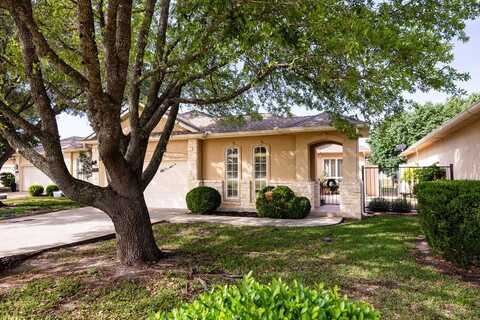 2709 Indian Wells Dr, Kerrville, TX 78028