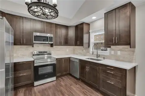 300 W Pine Street, Butler, MO 64730