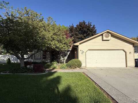 625 Trotter Dr, Twin Falls, ID 83301