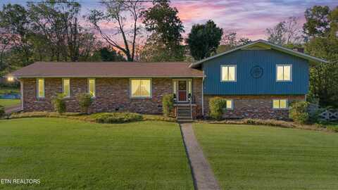 8717 Wimbledon Drive, Knoxville, TN 37923