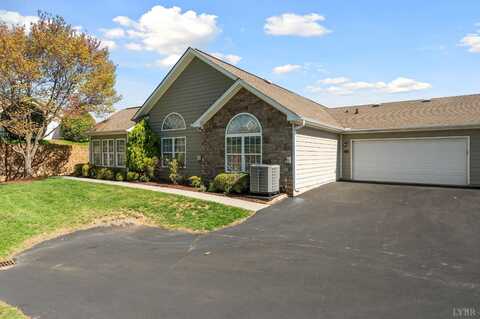1084 Jefferson Way, Forest, VA 24551