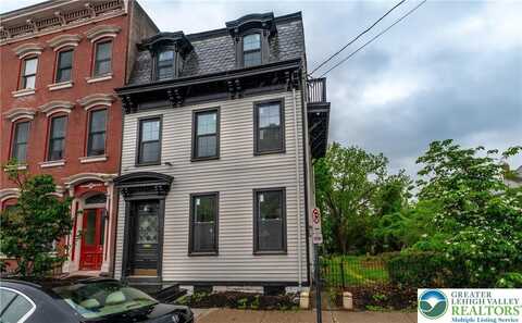 667 Ferry Street, Easton, PA 18042