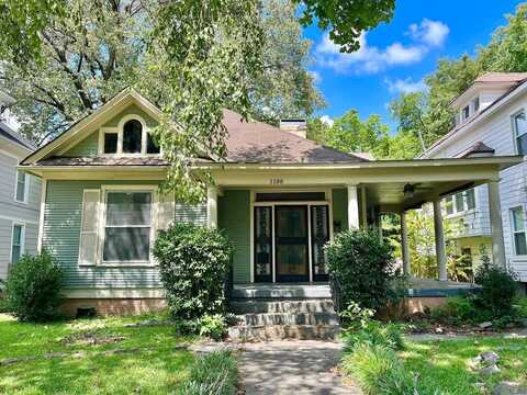 1198 SLEDGE, Memphis, TN 38104