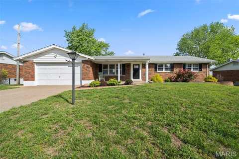 952 Quince Drive, Saint Charles, MO 63301