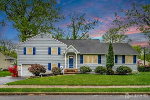 160 Mason Drive, Metuchen, NJ 08840
