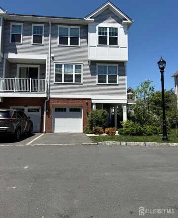 307 Dickson Court, Highland Park, NJ 08904