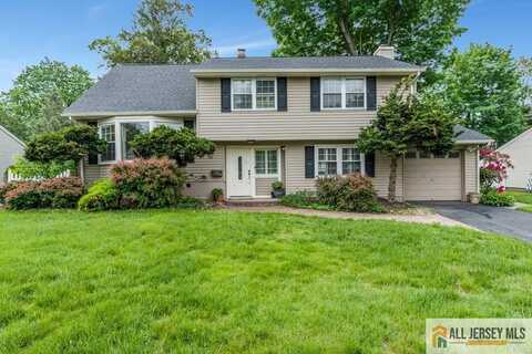 10 Lauri Lane, Middlesex, NJ 08846